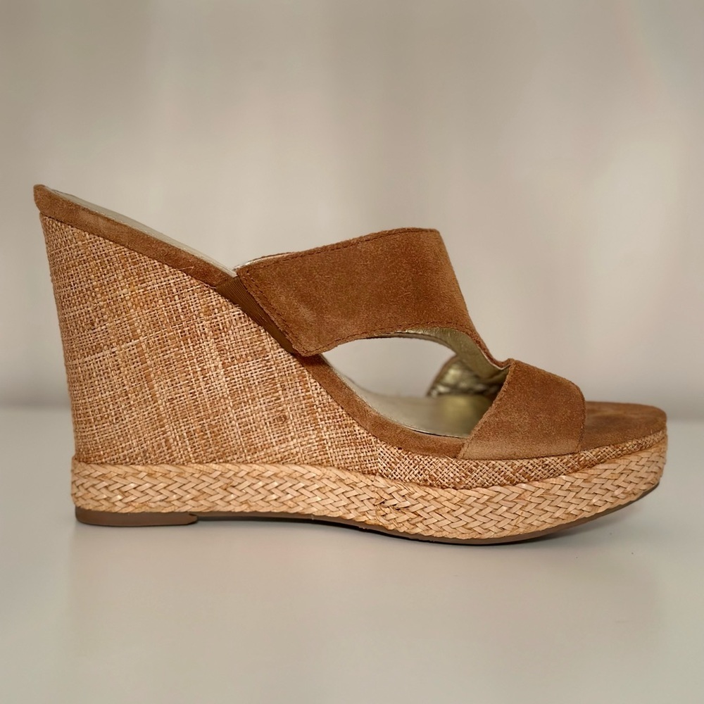 Tan/brown wedge sandals